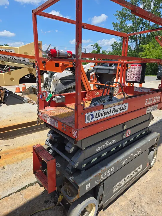 2017 Skyjack SJIII3219 Scissor Lift