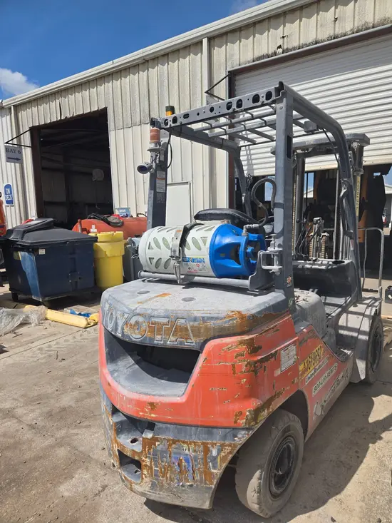 2023 Toyota 40-8FGU25 Warehouse Forklift