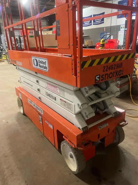 2019 Snorkel S3226E Scissor Lift