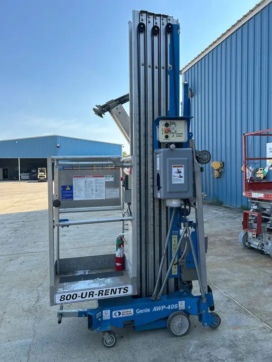 2018 Genie AWP-40SDC Pusharound Lift