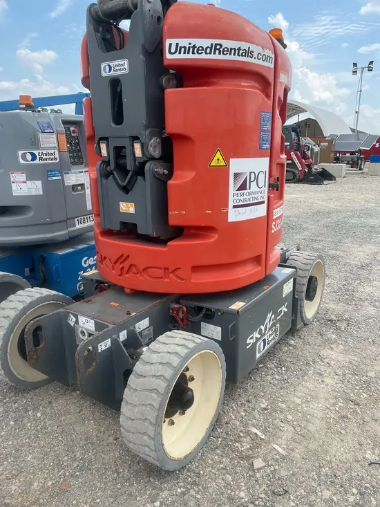 2017 Skyjack SJ30ARJE Articulating Boom Lift