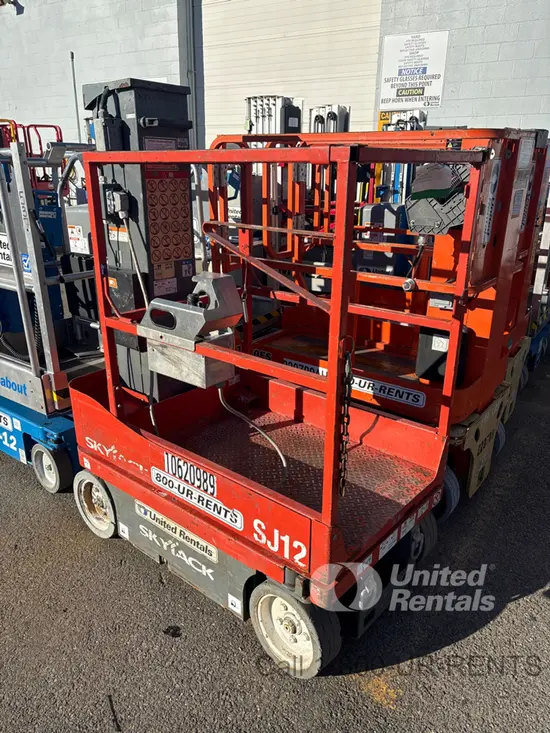 2017 Skyjack SJ12 Self-Propelled One-Person Lift