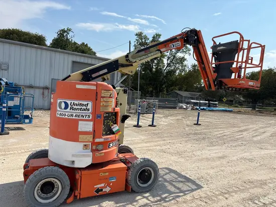 2013 JLG E300AJP Articulating Boom Lift