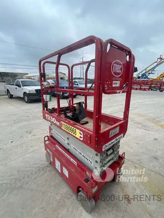 2019 MEC 1330SE Scissor Lift