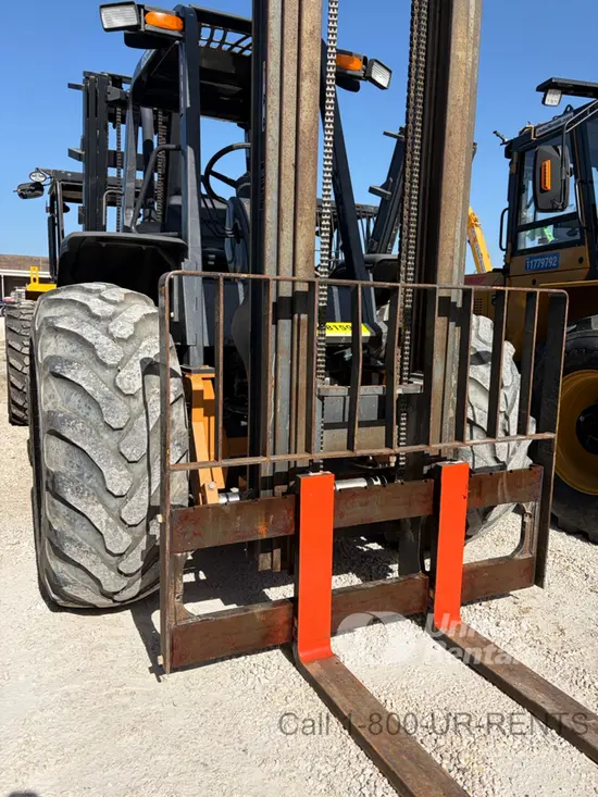 2018 Case 586H Forklift