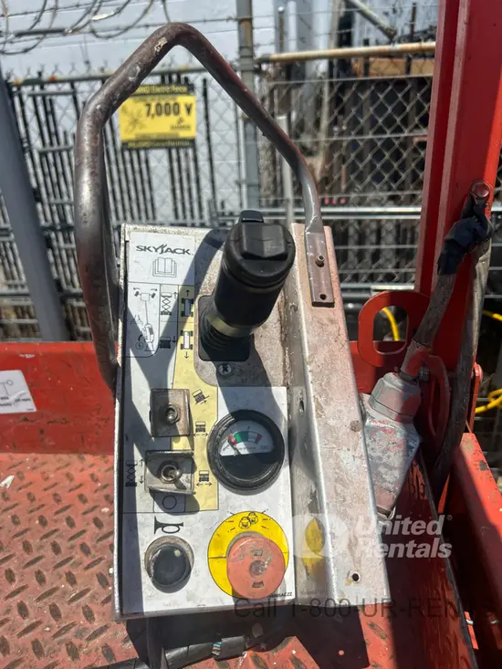 2017 Skyjack SJIII4740 Scissor Lift