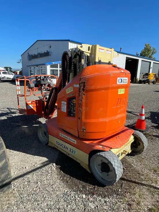 2018 JLG T32E Vertical Mast Boom Lift
