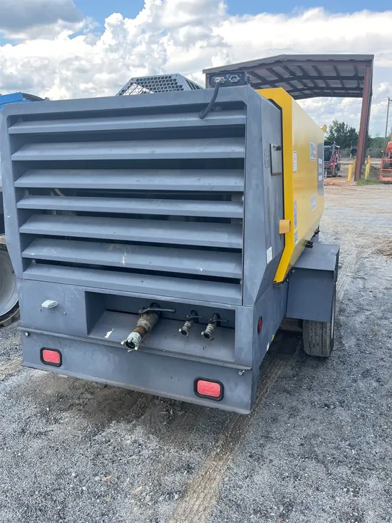 2019 Atlas Copco XAS900 JD8 T4F Air Compressor
