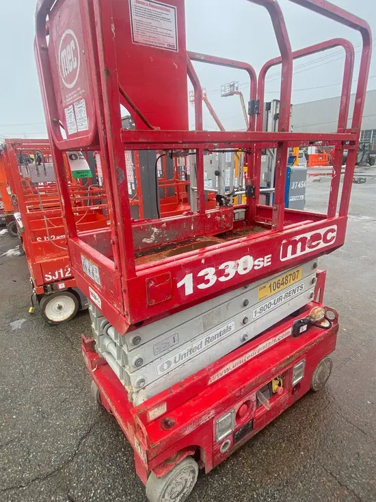 2017 MEC 1330SE Scissor Lift