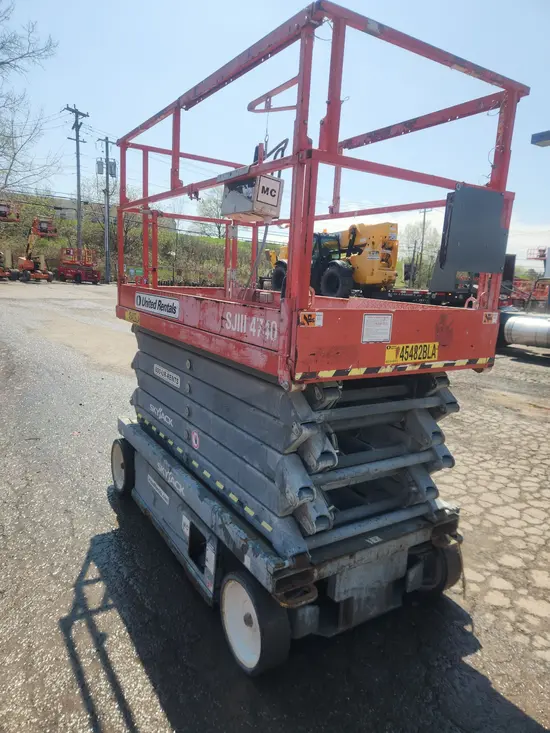 2017 Skyjack SJIII4740 Scissor Lift