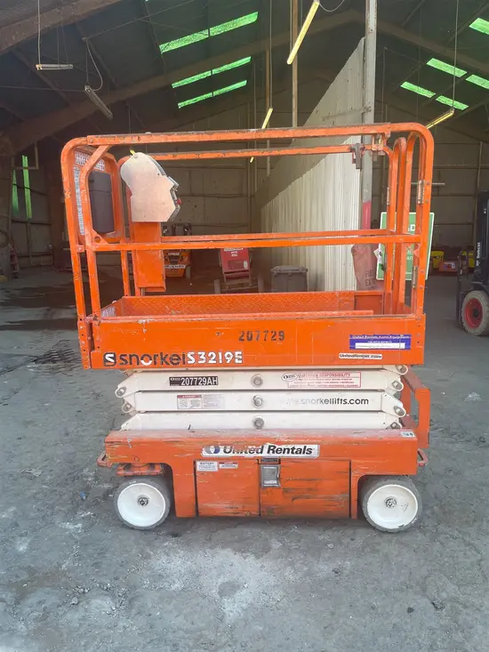 2018 Snorkel S3219E Scissor Lift