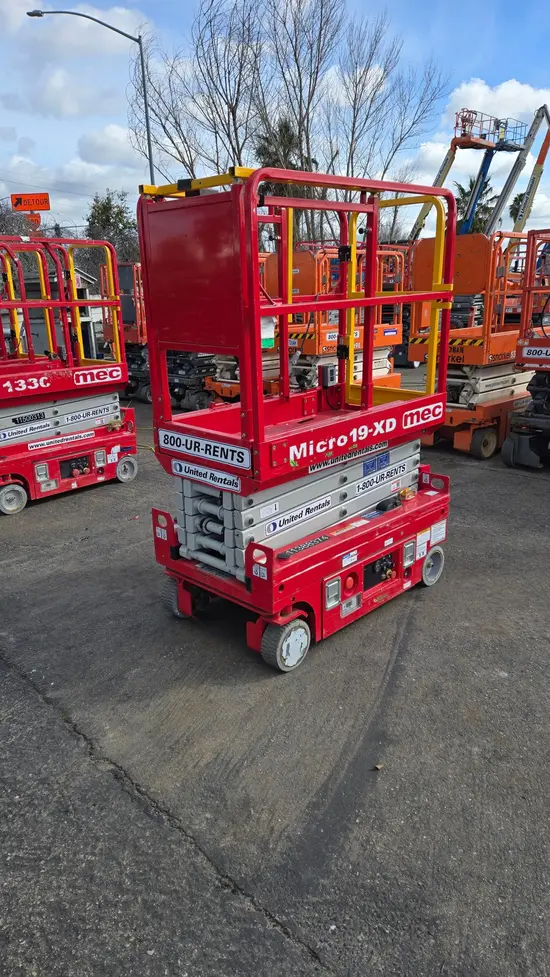 2022 MEC MICRO 19-XD Scissor Lift