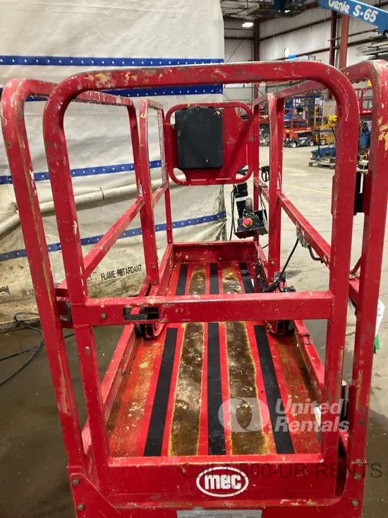 2017 MEC 1330SE Scissor Lift