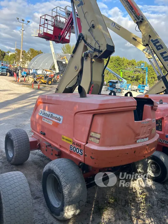 2019 JLG 600S Boom Lift