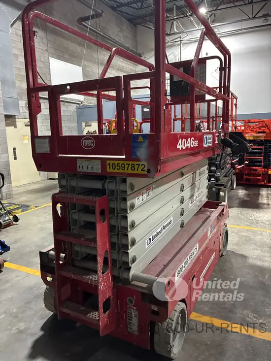 2017 MEC 4046SE Scissor Lift