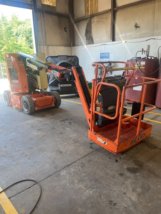 2018 JLG E300AJP Articulating Boom Lift
