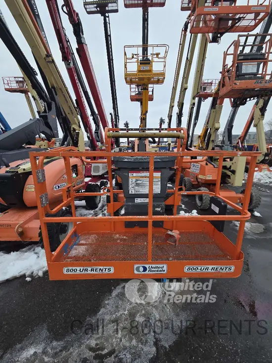 2017 JLG 450AJ Articulating Boom Lift