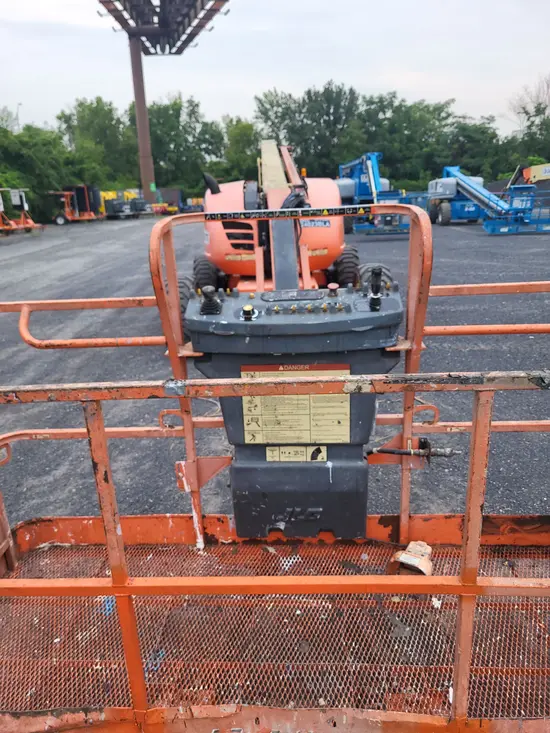 2015 JLG 600AJ Articulating Boom Lift