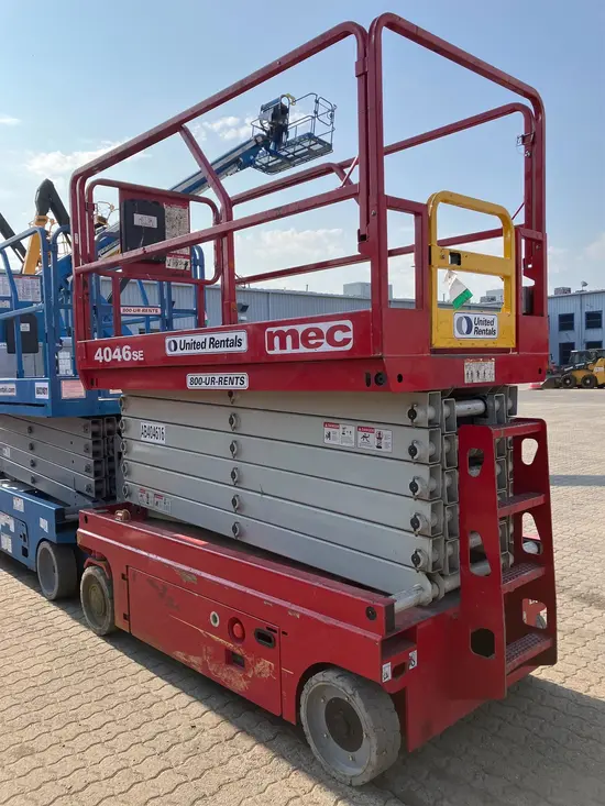 2018 MEC 4046SE Scissor Lift