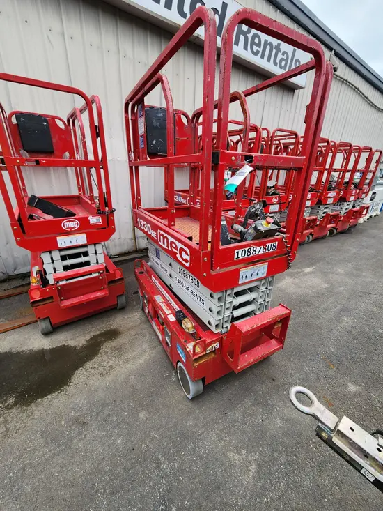 2019 MEC 1330SE Scissor Lift
