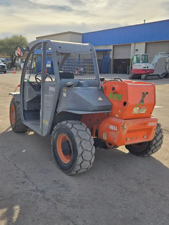 2017 XTREME XR5919 Forklift