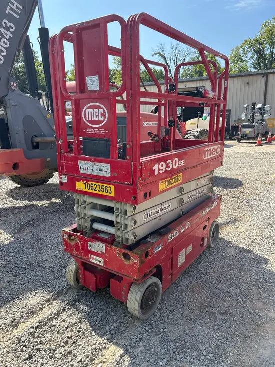2017 MEC 1930SE Scissor Lift