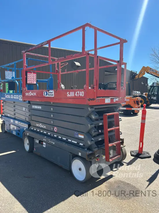 2017 Skyjack SJIII4740 Scissor Lift