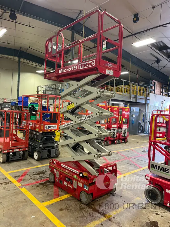 2018 MEC MICRO 19 Scissor Lift