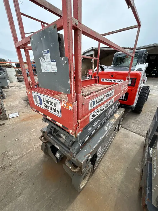 2017 Skyjack SJIII3219 Scissor Lift