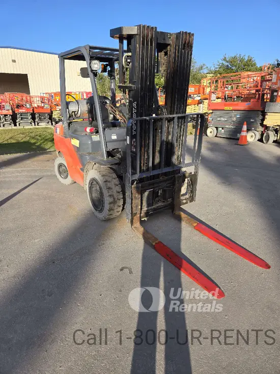 2020 Toyota 8FGU30 Warehouse Forklift