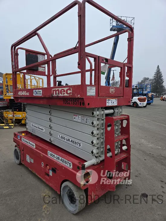 2017 MEC 4046SE Scissor Lift