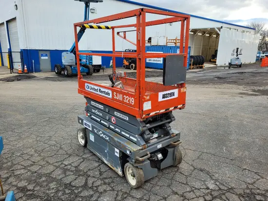 2017 Skyjack SJIII3219 Scissor Lift