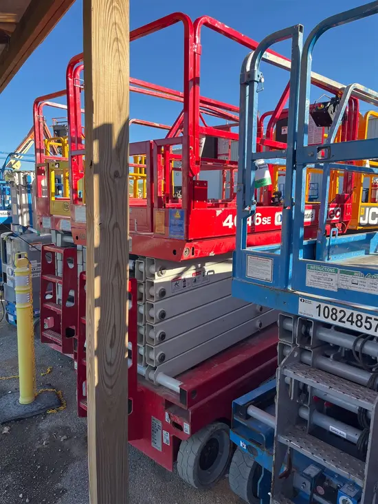 2018 MEC 4046SE Scissor Lift