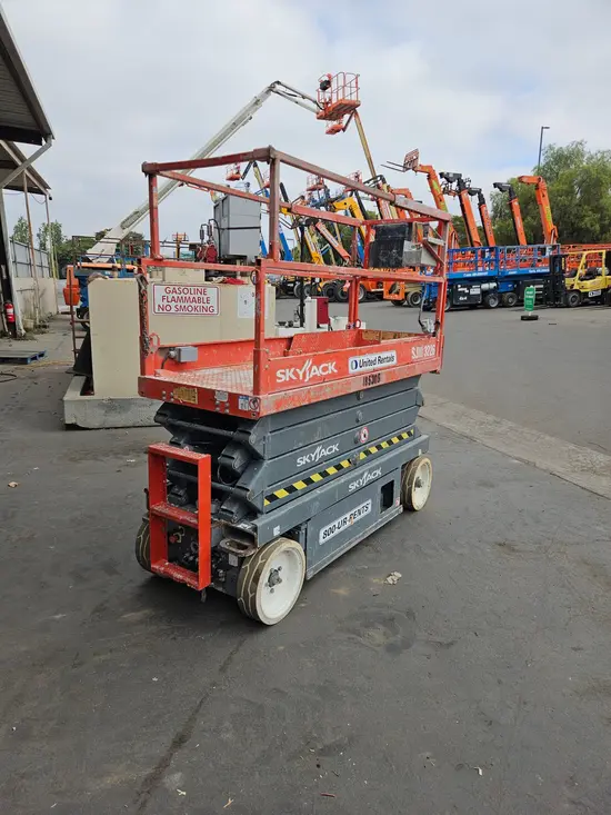 2017 Skyjack SJIII3226 Scissor Lift