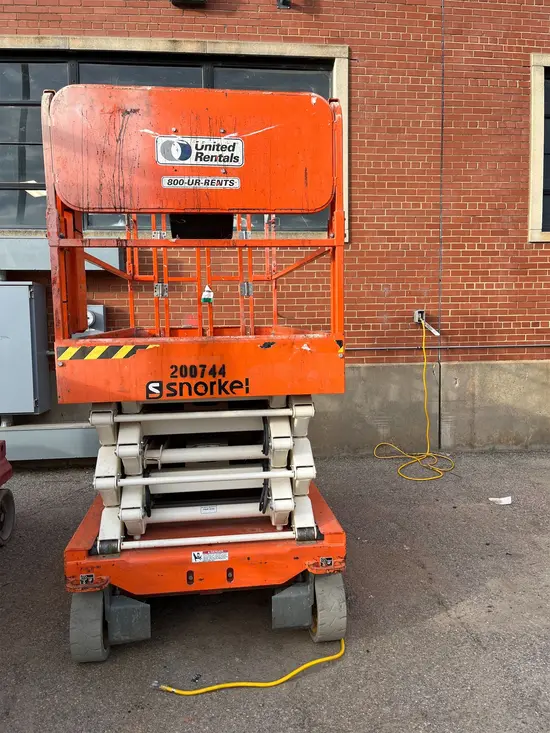 2018 Snorkel S4732E Scissor Lift
