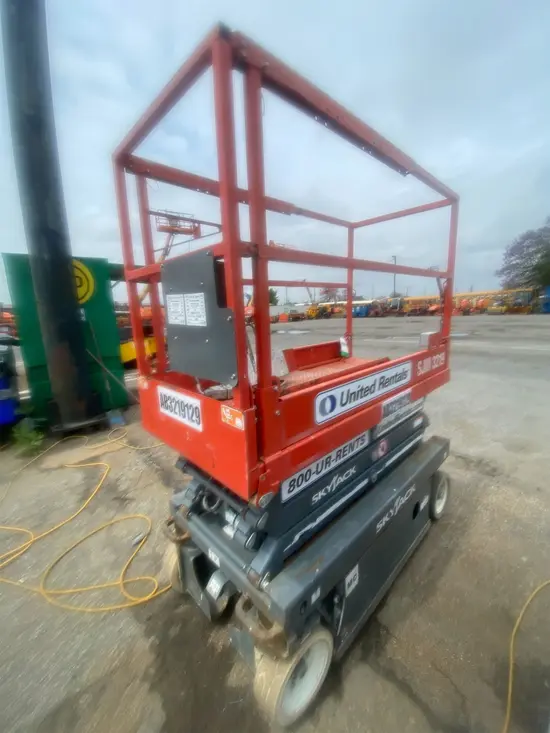 2017 Skyjack SJIII3219 Scissor Lift