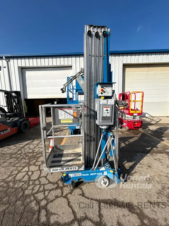2018 Genie AWP-40SDC Pusharound Lift