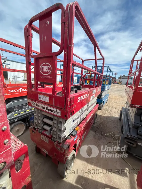 2018 MEC 2632SE Scissor Lift