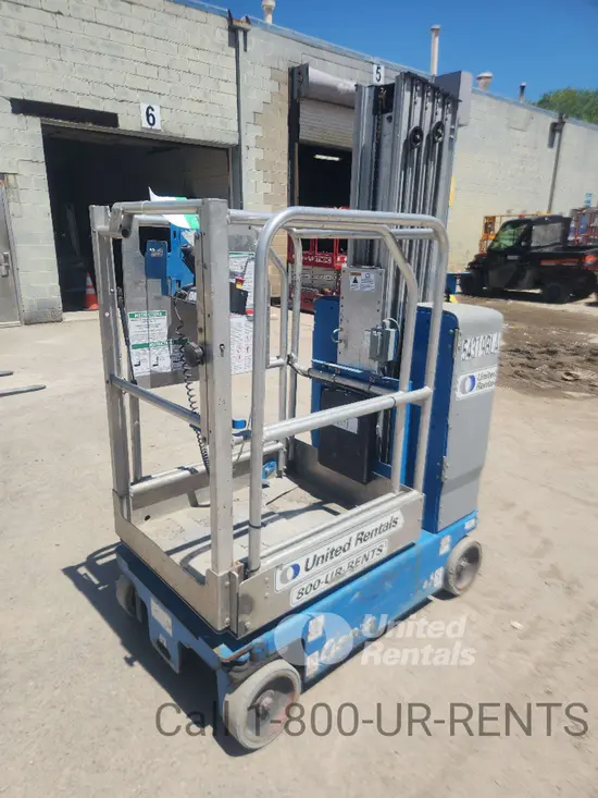 2017 Genie GR-20 Self-Propelled One-Person Lift