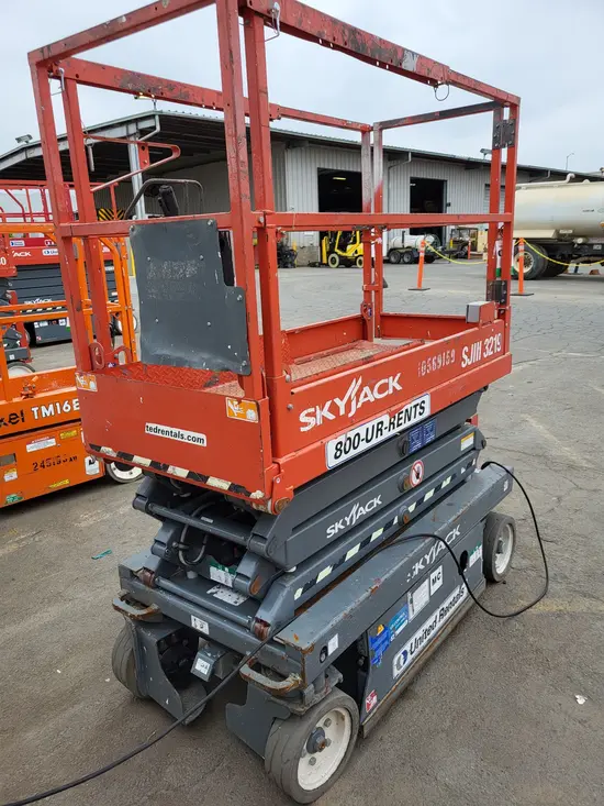 2017 Skyjack SJIII3219 Scissor Lift