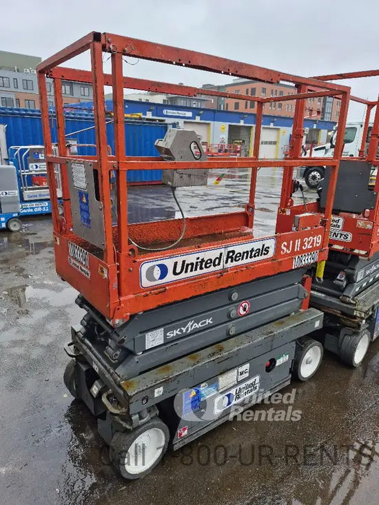 2018 Skyjack SJIII3219 Scissor Lift