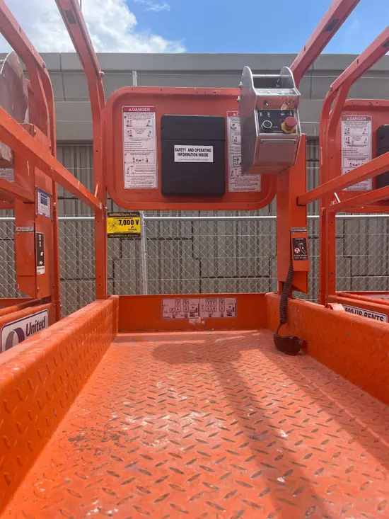 2019 Snorkel S3219E Scissor Lift