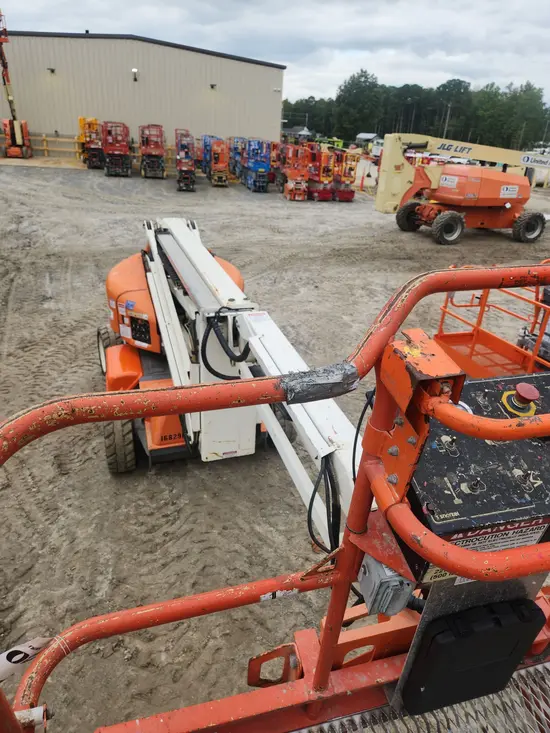 2016 Snorkel A46JE Articulating Boom Lift