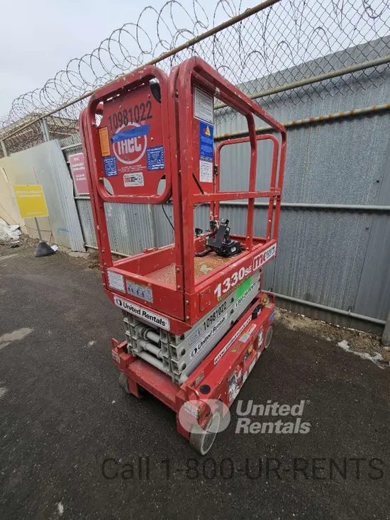 2019 MEC 1330SE Scissor Lift