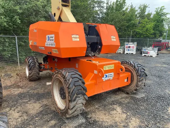 2018 JLG 860SJ Boom Lift