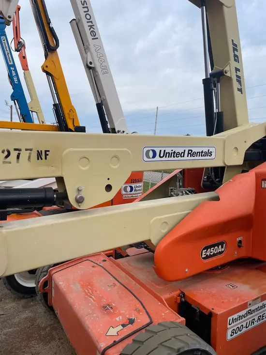 2017 JLG E450AJ Articulating Boom Lift