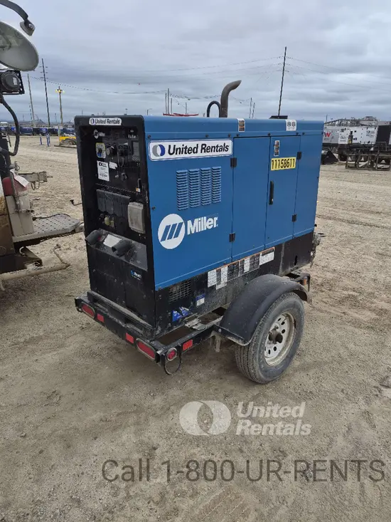 2021 Miller Welders Big Blue 500 Welder
