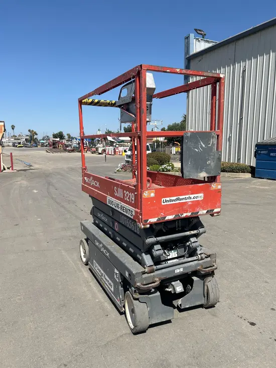 2018 Skyjack SJIII3219 Scissor Lift