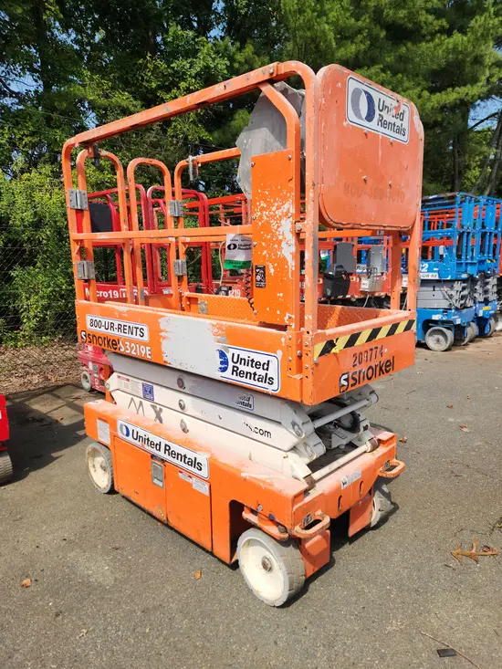 2018 Snorkel S3219E Scissor Lift