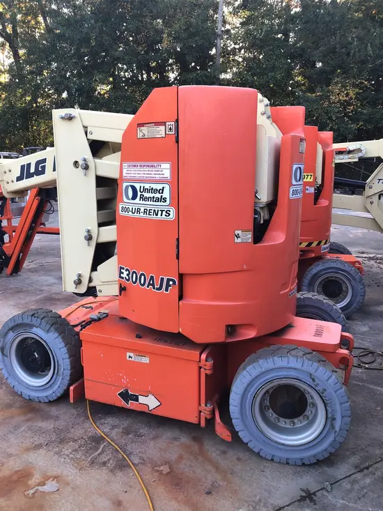 2016 JLG E300AJP Articulating Boom Lift